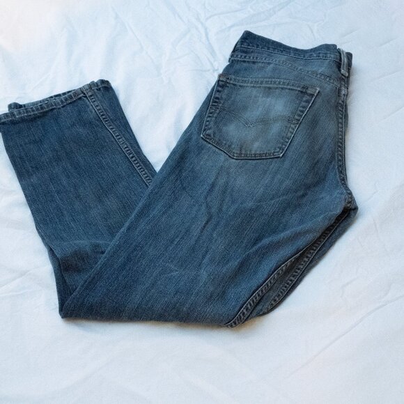 Vintage, Levi, Straight-leg Mid-Rise jeans - Picture 5 of 6
